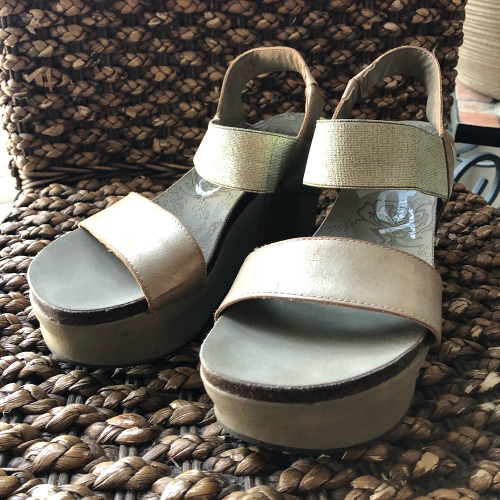Sandals- have been worn maybe 5 times